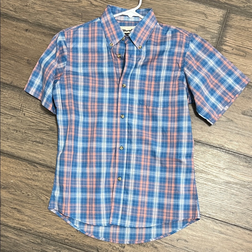 Wrangler Blue and Pink Plaid Button-Down Shirt